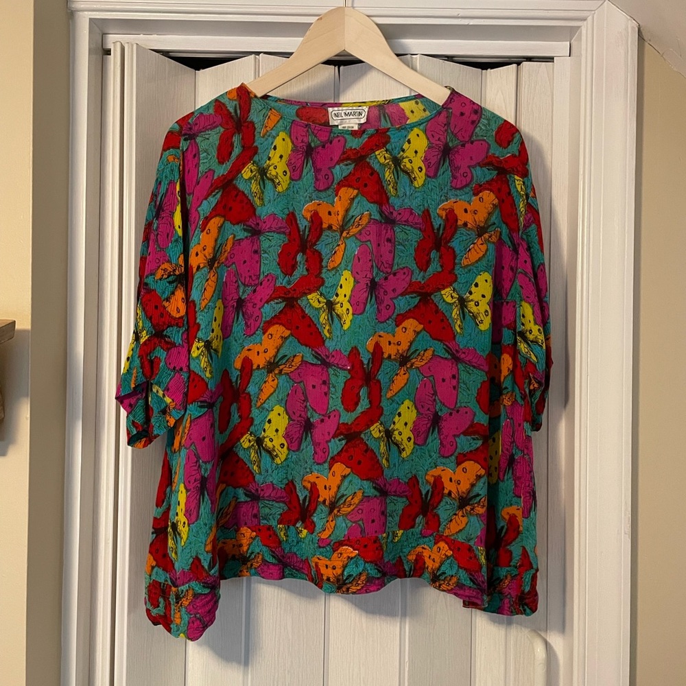 Neil Martin Butterfly Rayon Top. Like New!